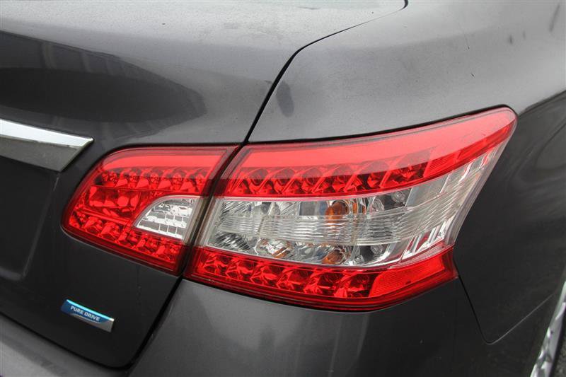 Used 2013 Nissan Sentra S FWD image 13
