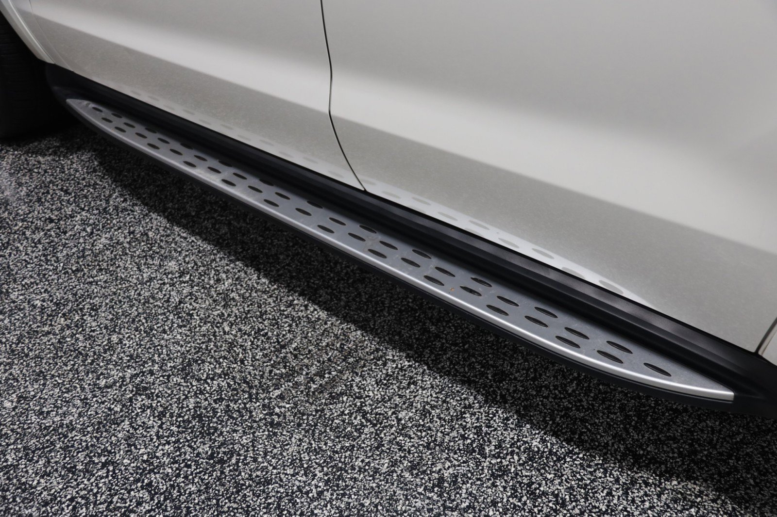 Used 2013 Mercedes-Benz GL 550 4MATIC AMG Sport 4dr Suv image 73