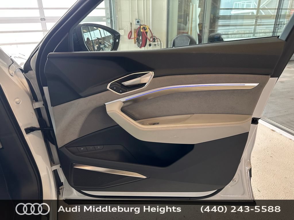 Used 2024 Audi Q8 e-tron Prestige w/ Prestige Package AWD/4WD image 22