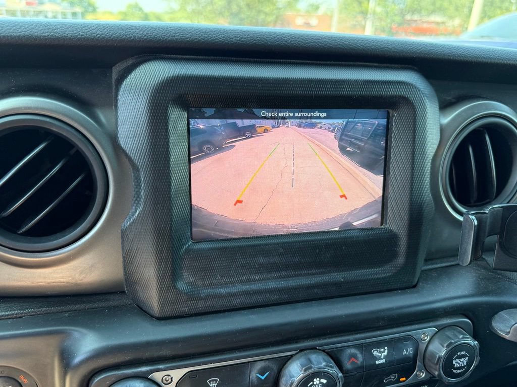 Used 2022 Jeep Wrangler Sport AWD/4WD image 21