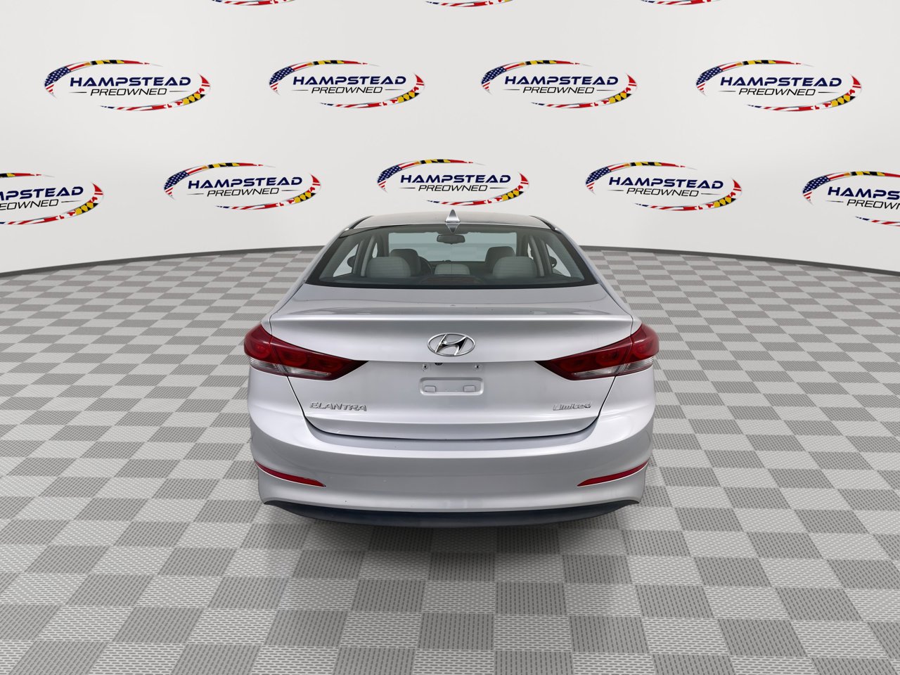 Used 2017 Hyundai Elantra Limited image 7