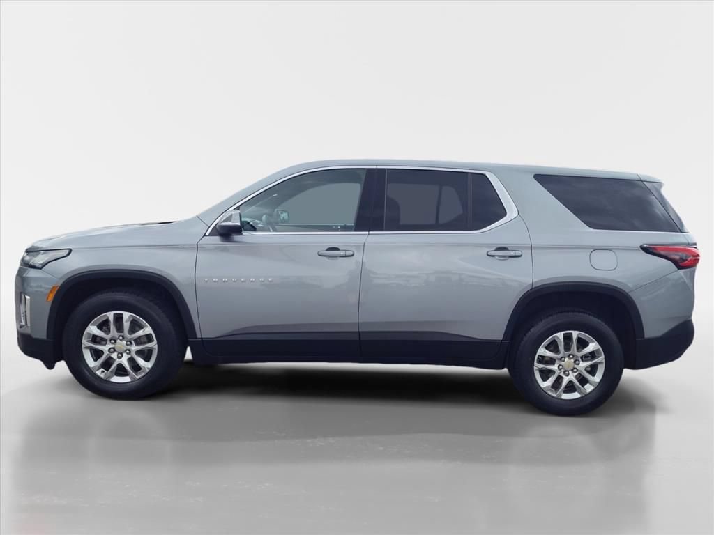Used 2023 Chevrolet Traverse LS w/ Safety Package AWD/4WD image 2