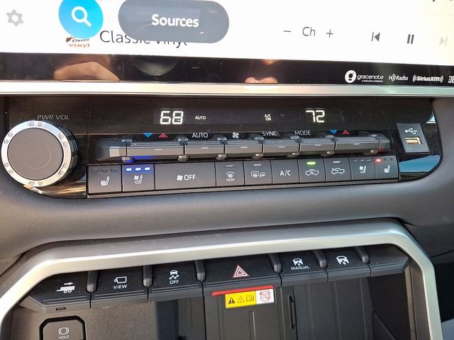 Used 2023 Toyota Tundra Platinum image 19