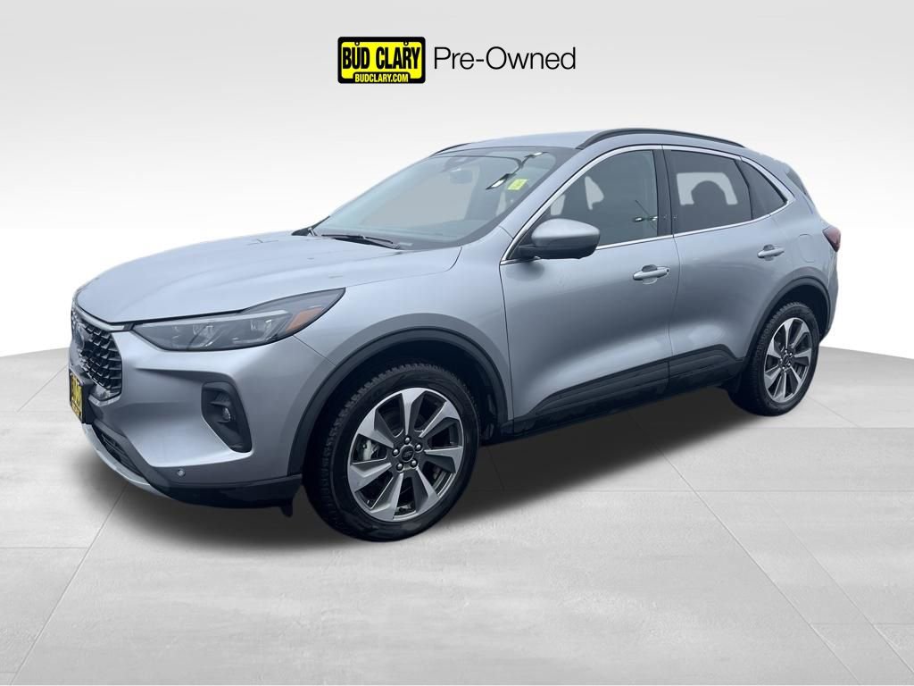 Used 2024 Ford Escape Platinum image 1