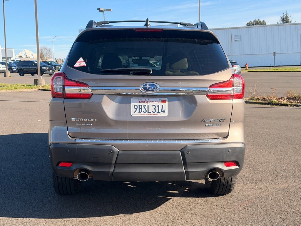 Used 2022 Subaru Ascent Limited w/ Technology Package image 6