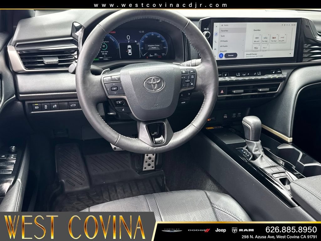 Used 2025 Toyota Camry XSE FWD image 32