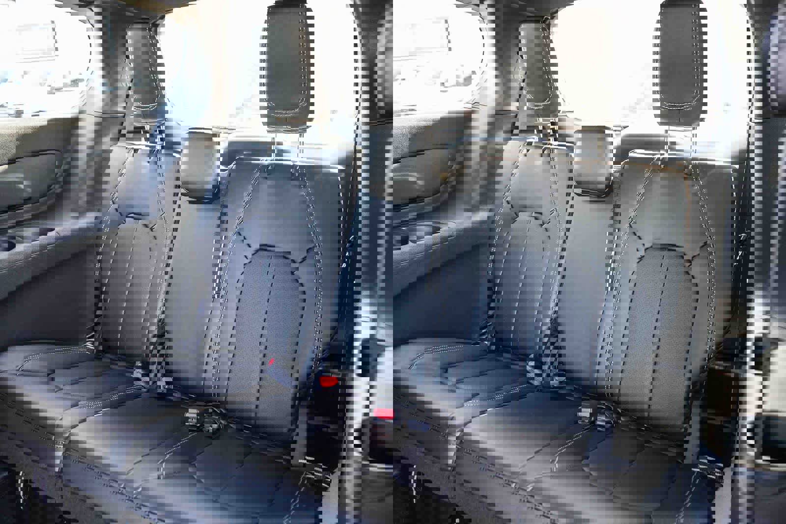 New 2026 Chrysler Pacifica Select FWD image 21