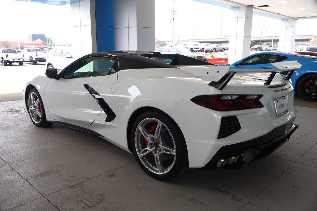 Used 2022 Chevrolet Corvette Stingray Preferred Conv w/ 2LT RWD image 4