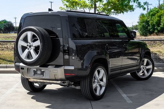 Used 2026 Land Rover Defender 110 S AWD/4WD image 9