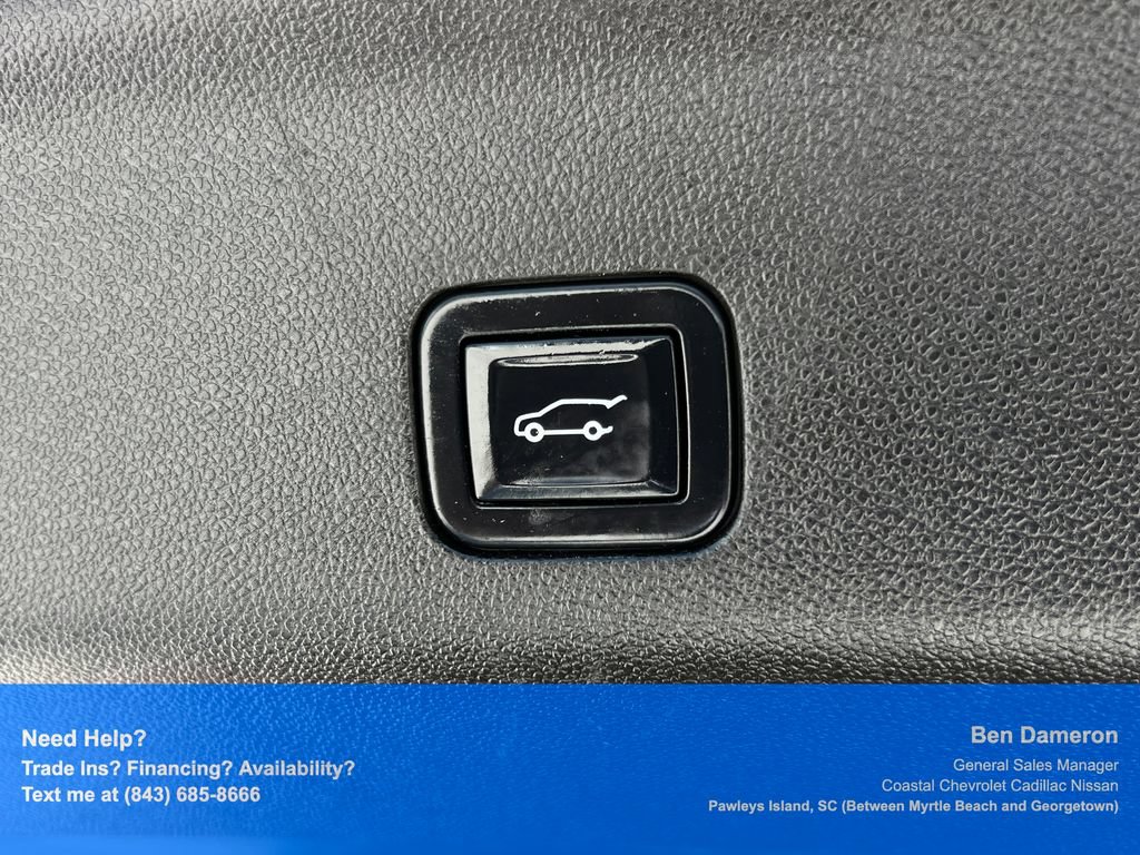 Used 2022 Cadillac Escalade ESV Premium Luxury RWD image 22