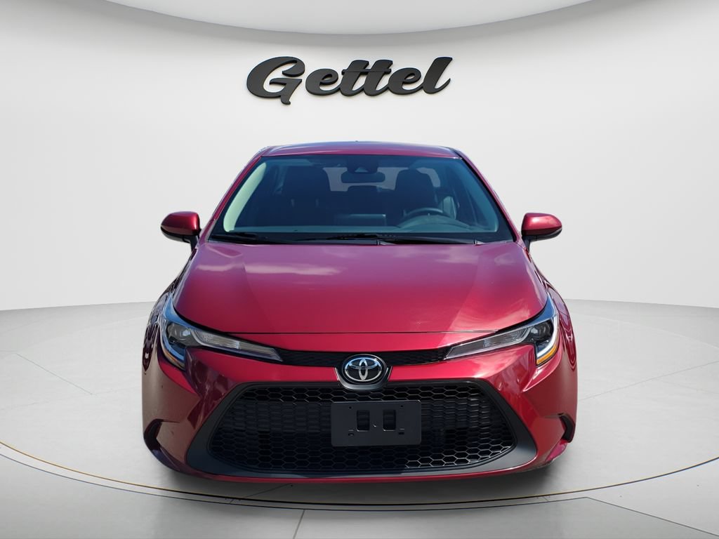 Used 2022 Toyota Corolla LE FWD video 2