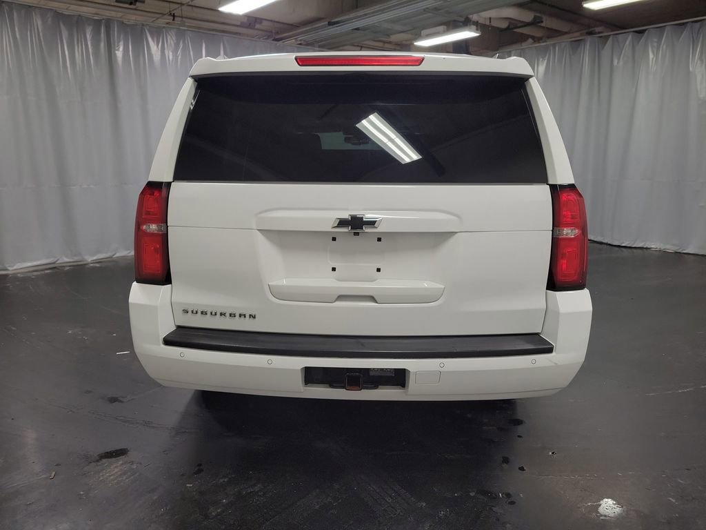 Used 2020 Chevrolet Suburban LT image 8