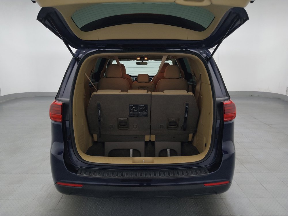 Used 2020 Kia Sedona LX FWD image 29