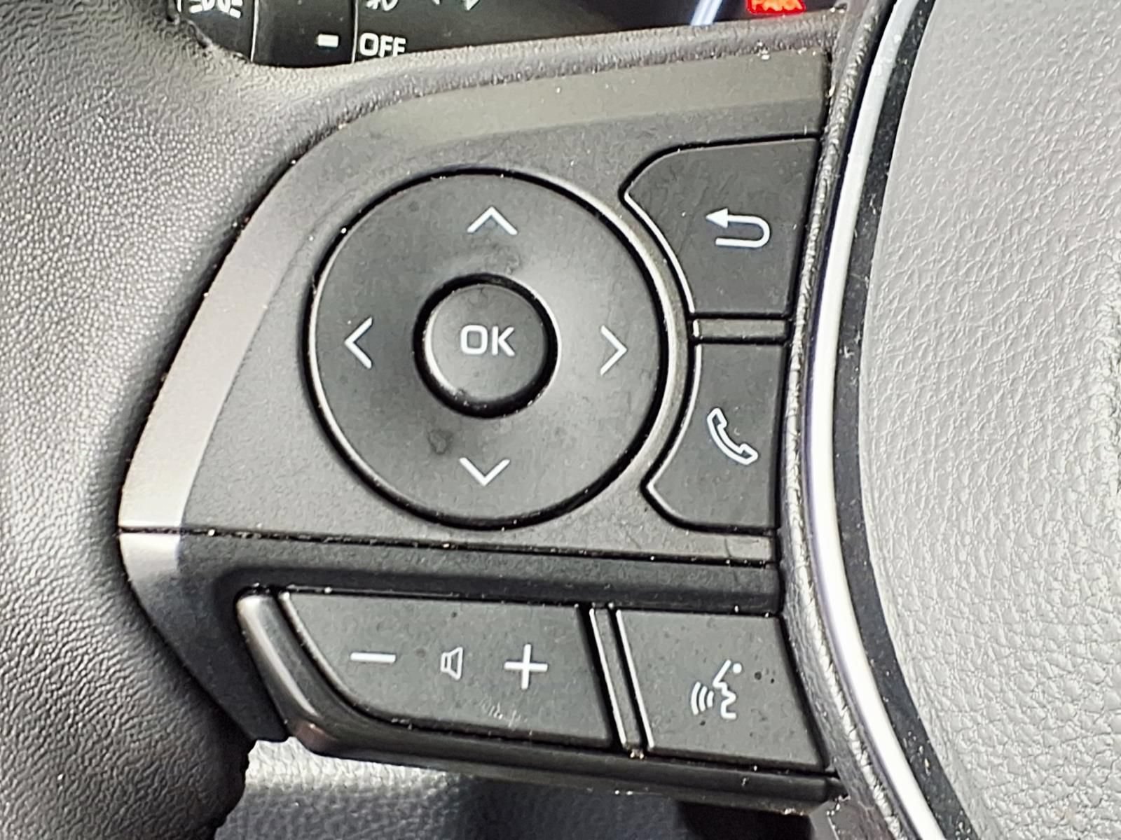 Used 2023 Toyota RAV4 XLE Premium FWD image 17
