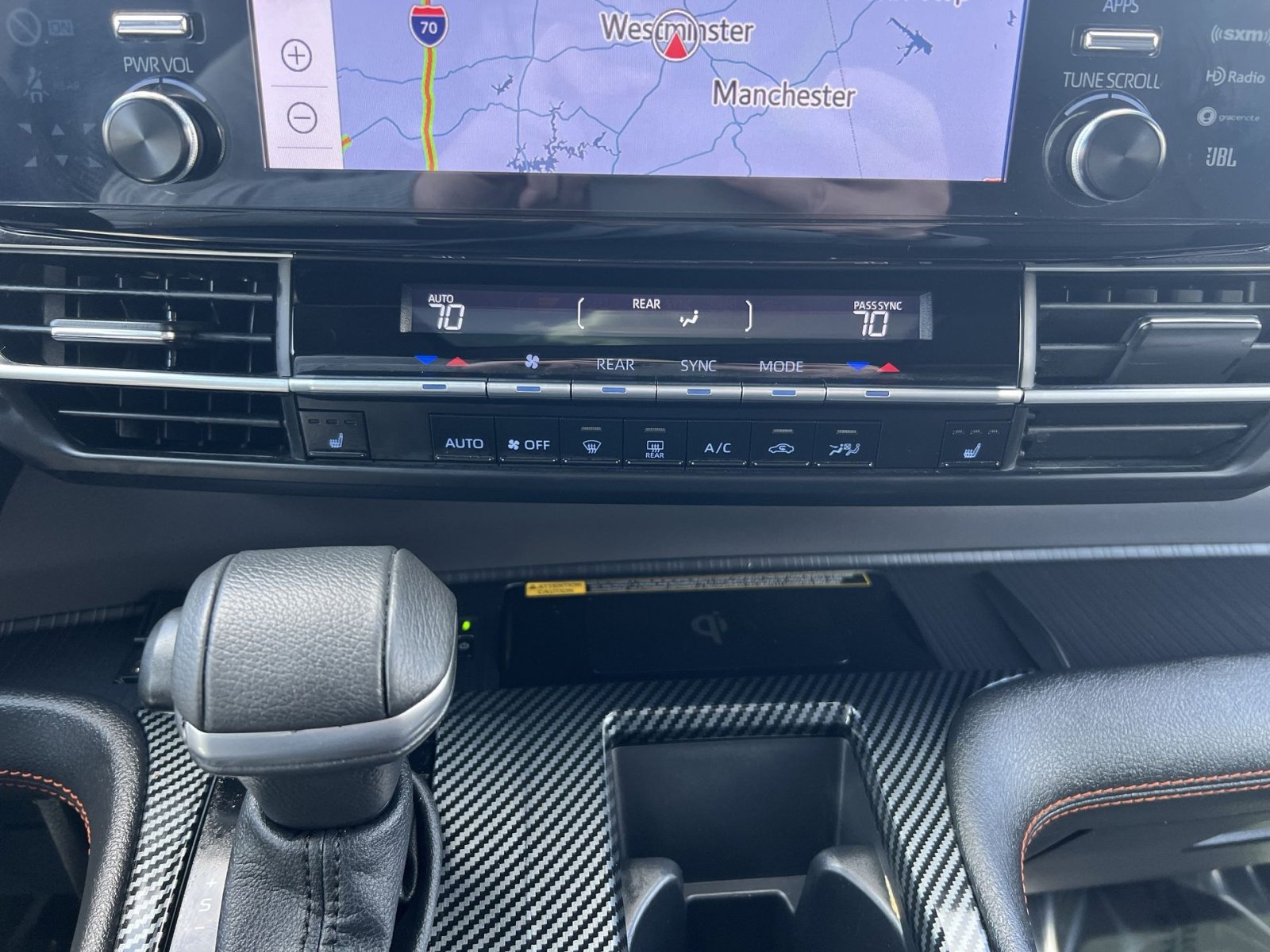 Used 2023 Toyota Sienna XSE w/ XSE Plus Package image 21