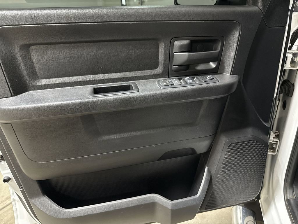 Used 2016 RAM 1500 Express AWD/4WD image 20