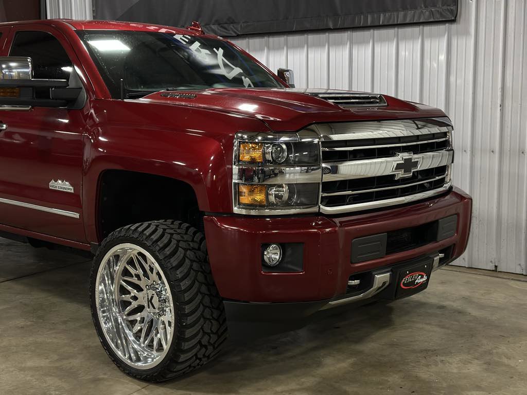 Used 2018 Chevrolet Silverado 2500 High Country w/ Duramax Plus Package image 28