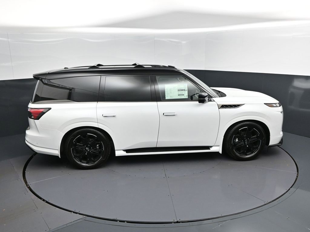 New 2026 INFINITI QX80 4WD w/ Sport Exterior Package image 38