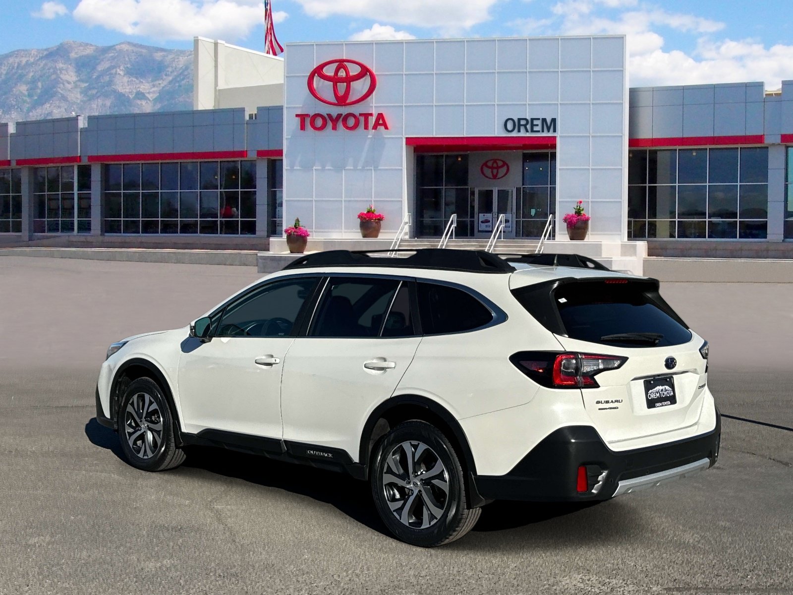 Used 2022 Subaru Outback Limited AWD/4WD image 5