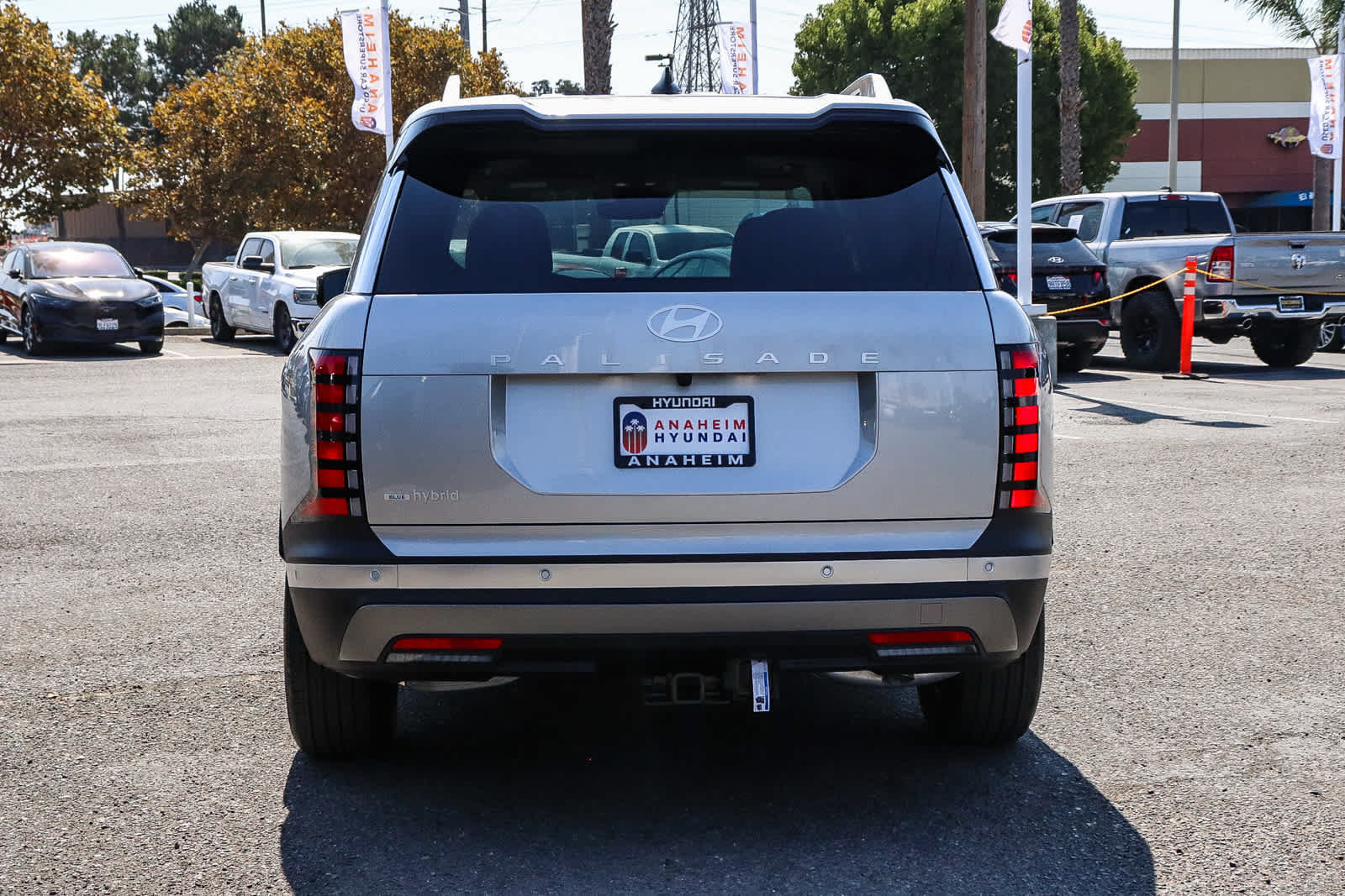 New 2027 Hyundai Palisade SEL Premium w/ Tow & Go Package FWD image 8