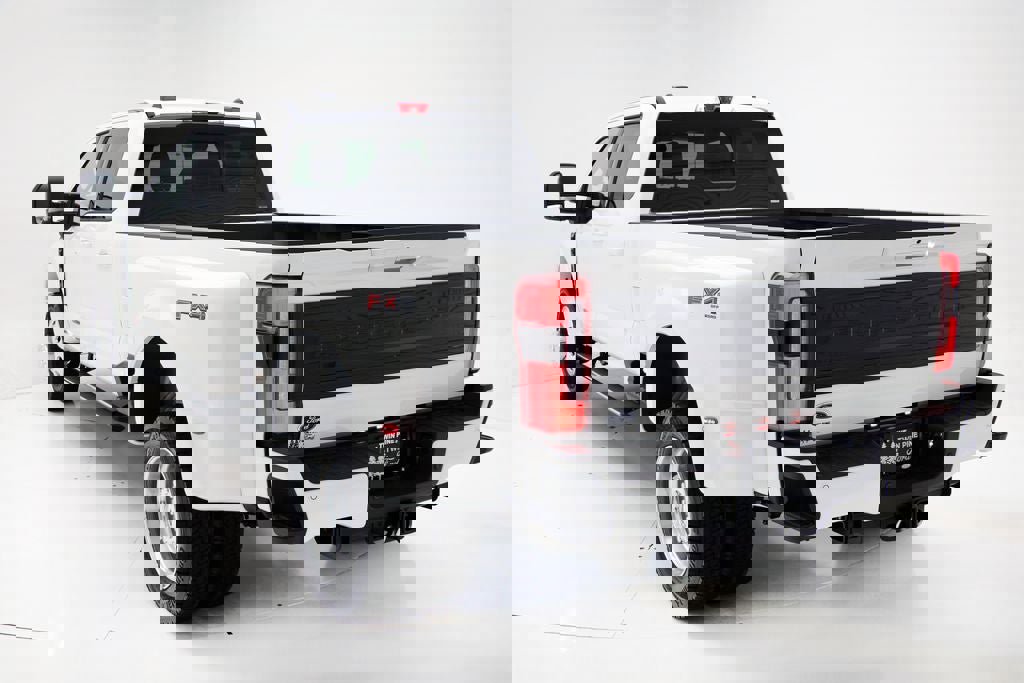 New 2026 Ford F450 Platinum w/ FX4 Off-Road Package image 9