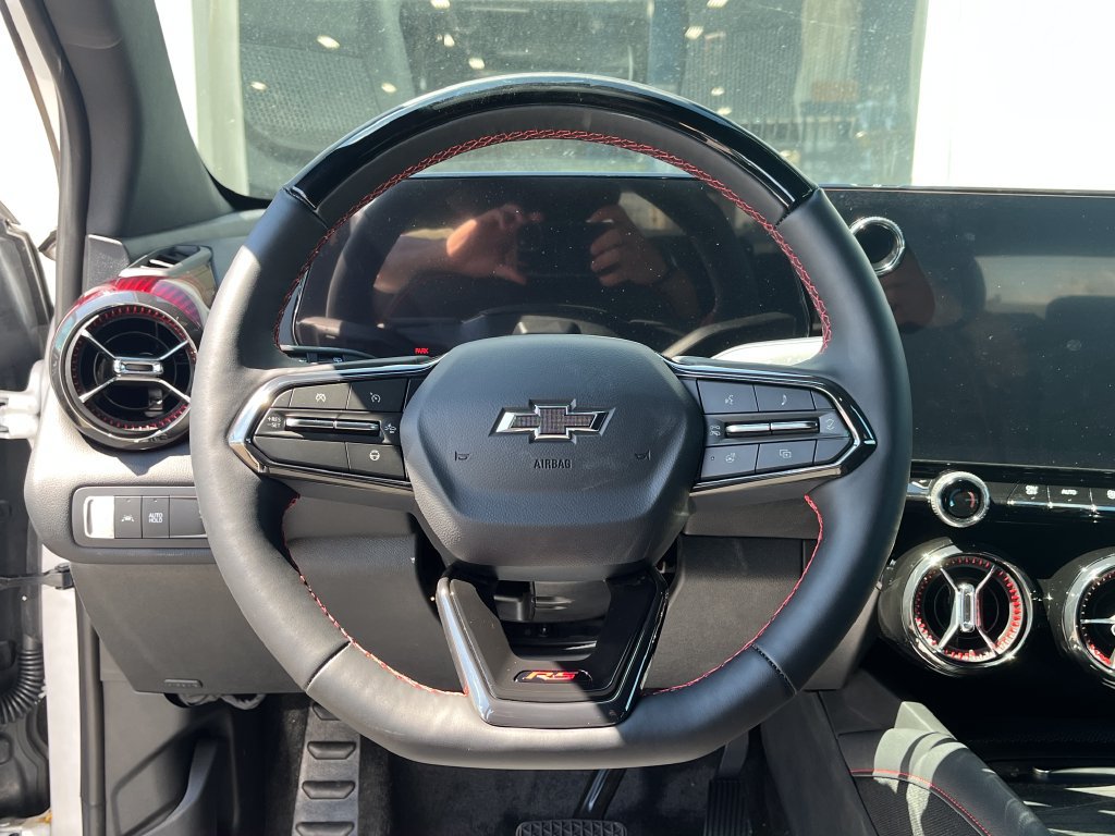 New 2025 Chevrolet Blazer EV RS w/ Super Cruise Package AWD/4WD image 14