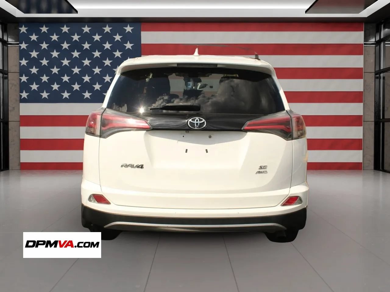 Used 2017 Toyota RAV4 SE AWD/4WD image 6