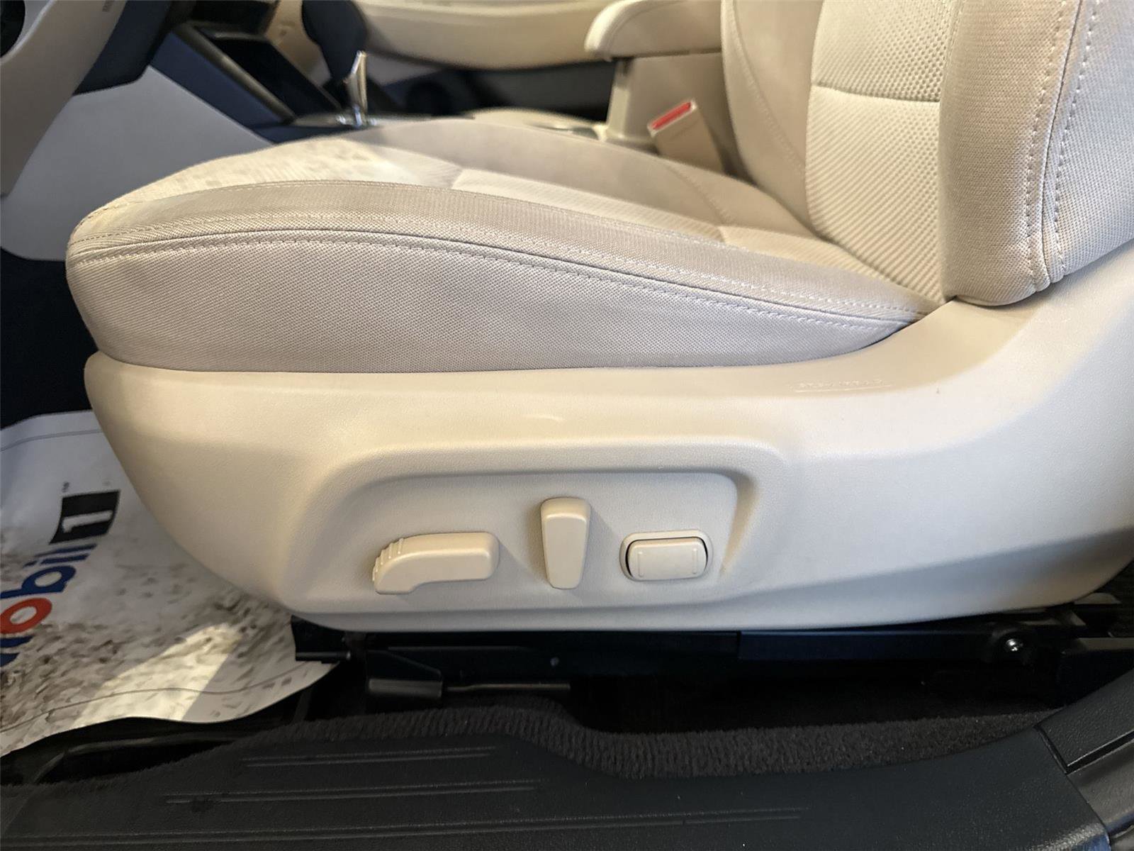 Used 2019 Subaru Outback 2.5i Premium image 14