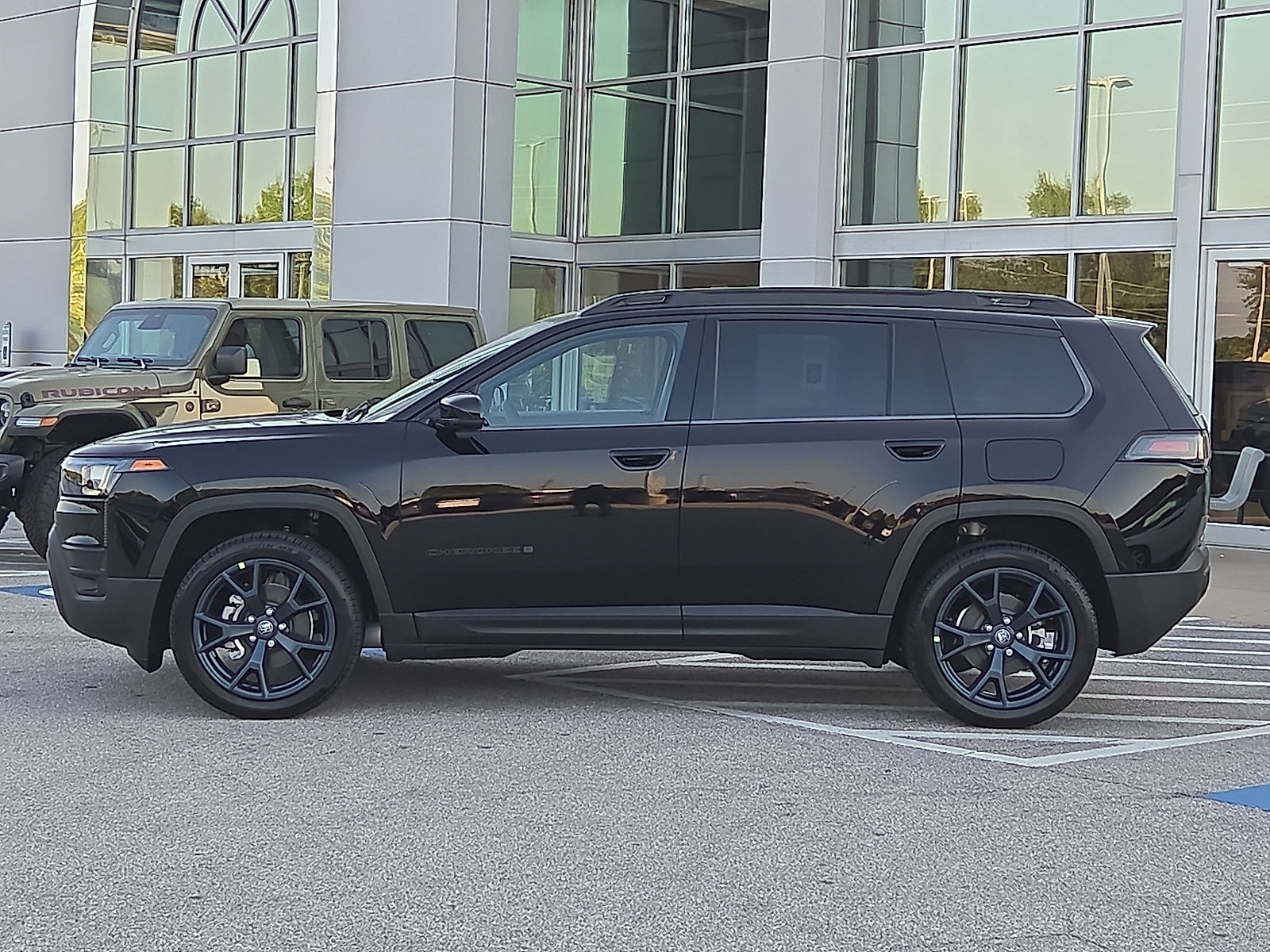 New 2026 Jeep Cherokee Limited AWD/4WD image 3