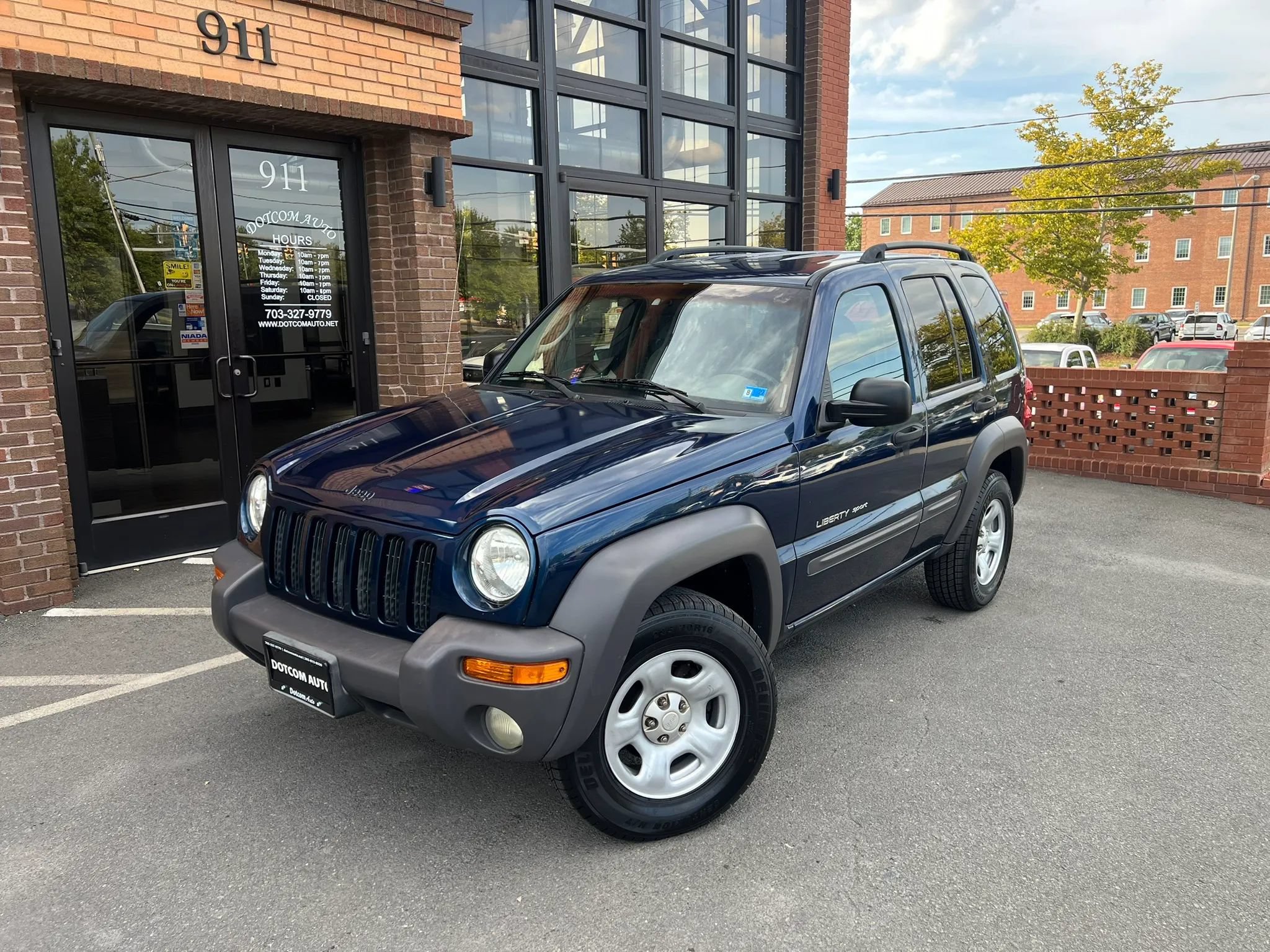 Used 2002 Jeep Liberty Sport AWD/4WD image 1