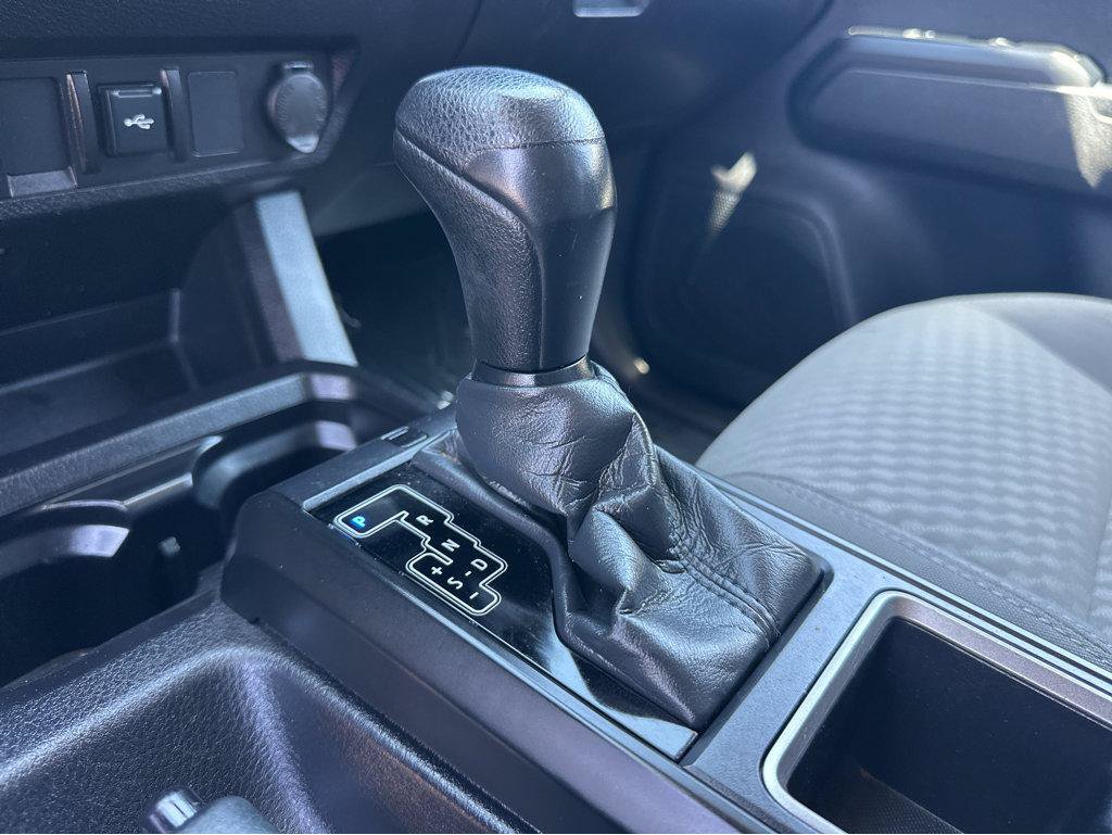 Used 2021 Toyota Tacoma SR AWD/4WD image 27