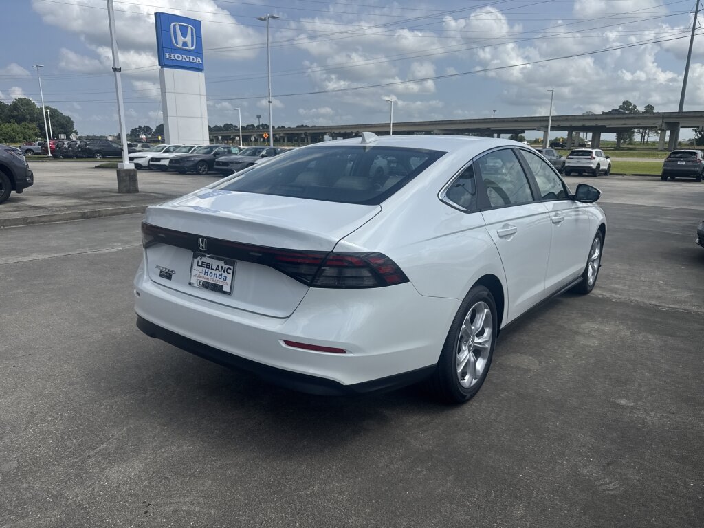 New 2026 Honda Accord LX image 4