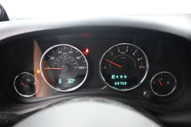 Used 2012 Jeep Wrangler Sahara AWD/4WD image 16