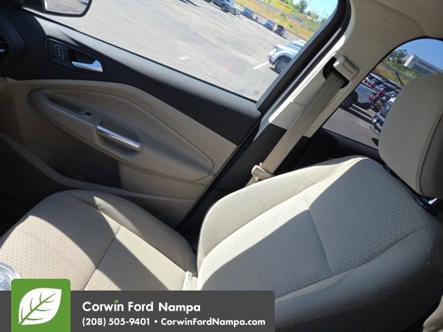 Used 2018 Ford Escape SE w/ Ford Safe & Smart Package AWD/4WD image 23