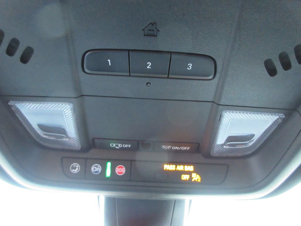 Certified 2022 Chevrolet Blazer RS w/ Enhanced Convenience Package AWD/4WD image 36