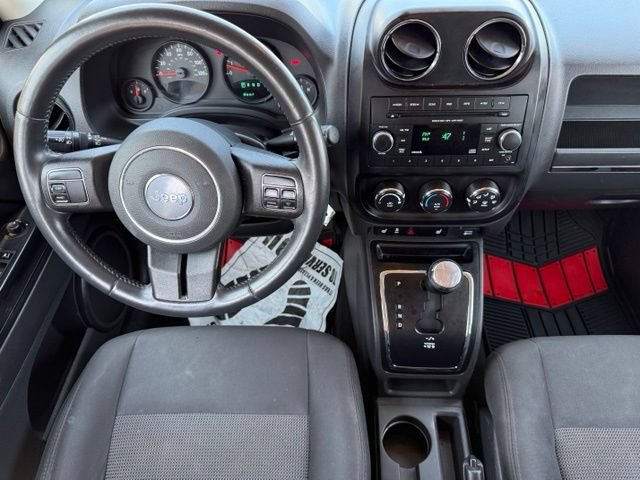 Used 2012 Jeep Patriot Latitude w/ Trailer Tow Prep Group AWD/4WD image 3