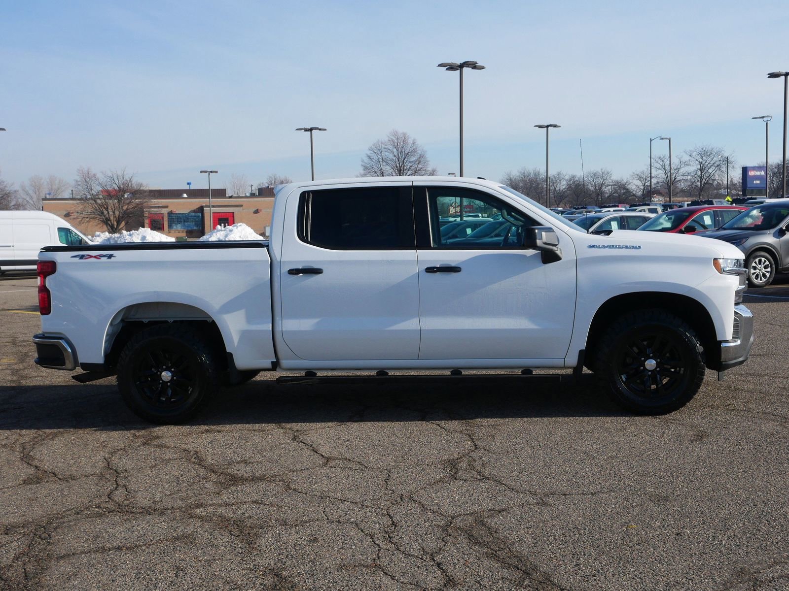 Used 2022 Chevrolet Silverado 1500 LT image 9