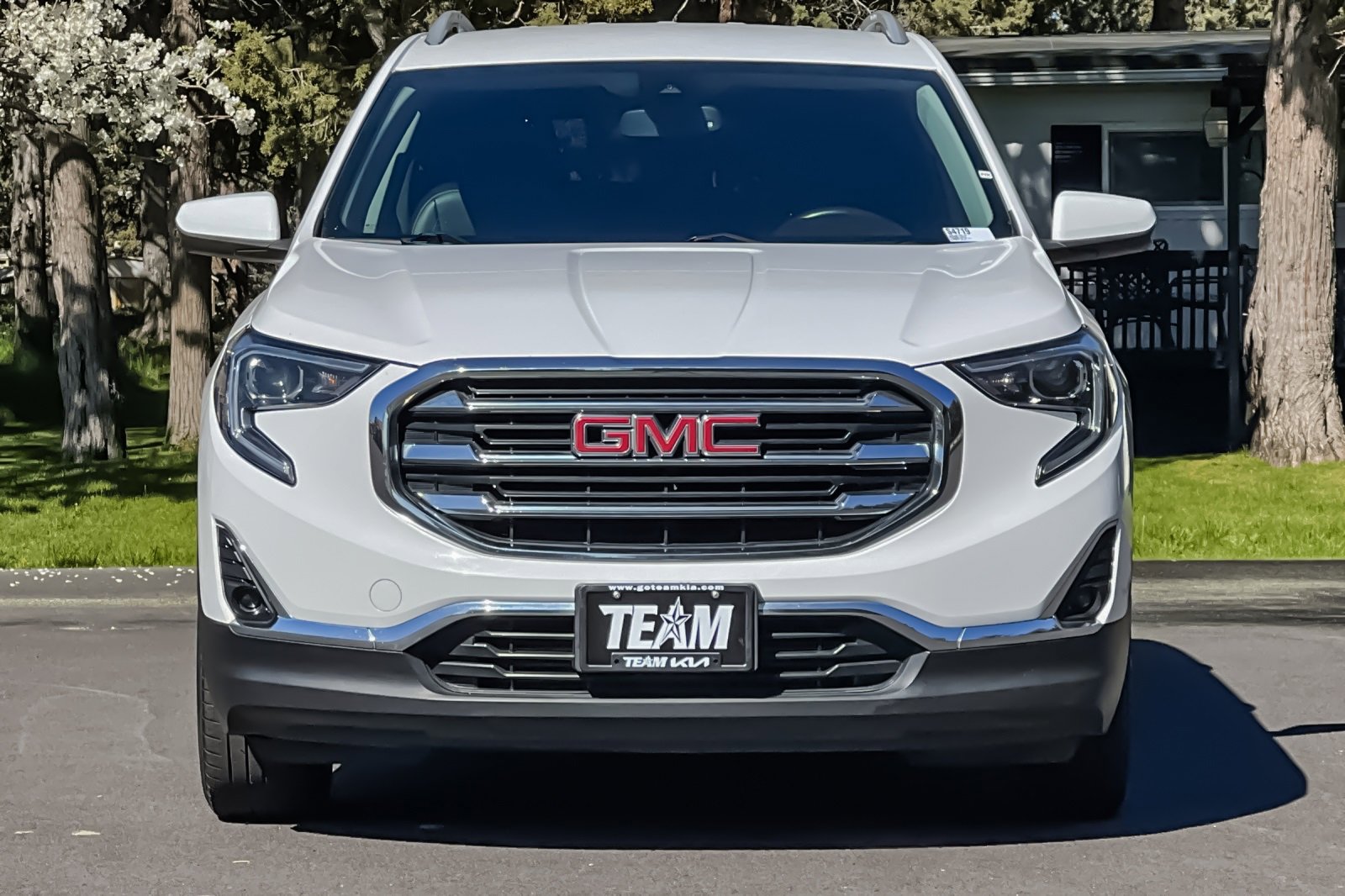 Used 2020 GMC Terrain SLT image 9
