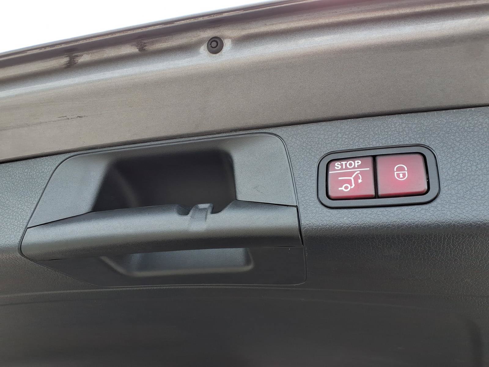 Used 2023 Mercedes-Benz GLB 250 4MATIC image 9