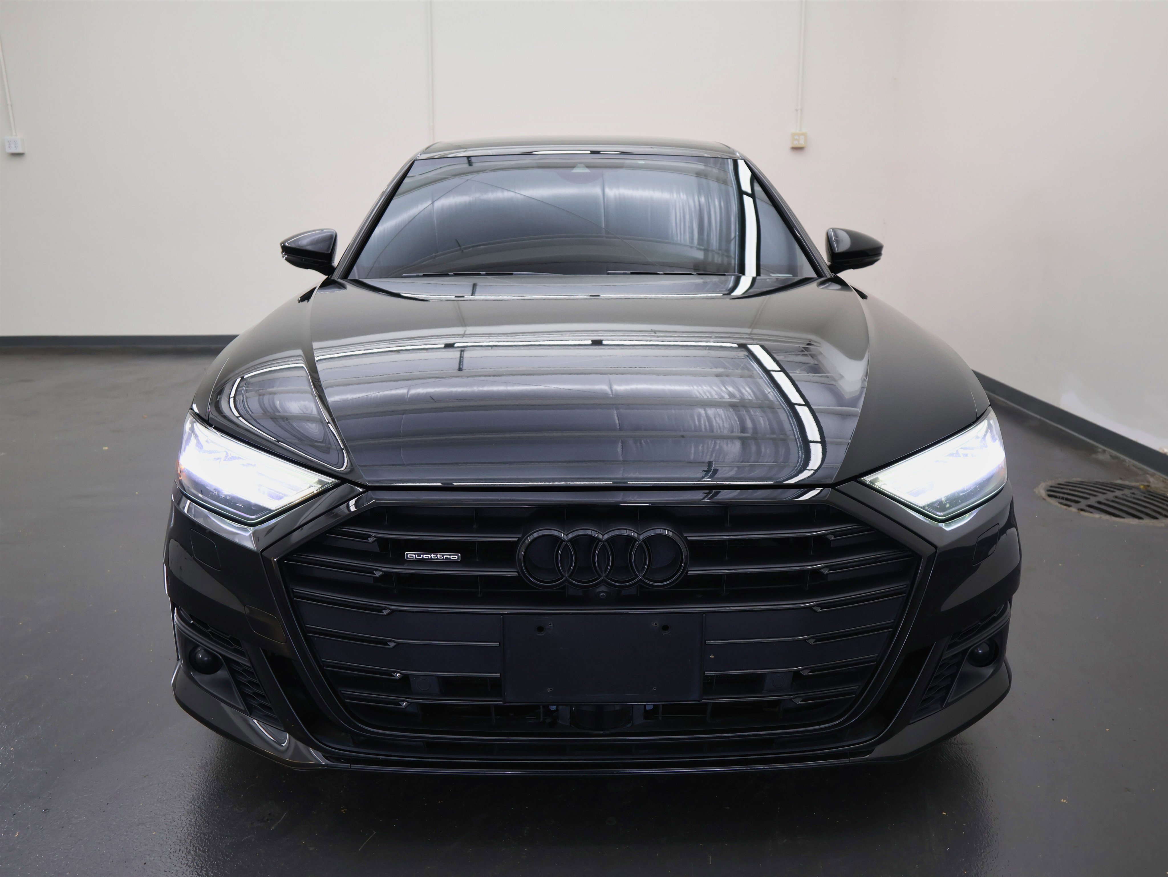 Used 2020 Audi A8 L 4.0T w/ Executive Package image 8