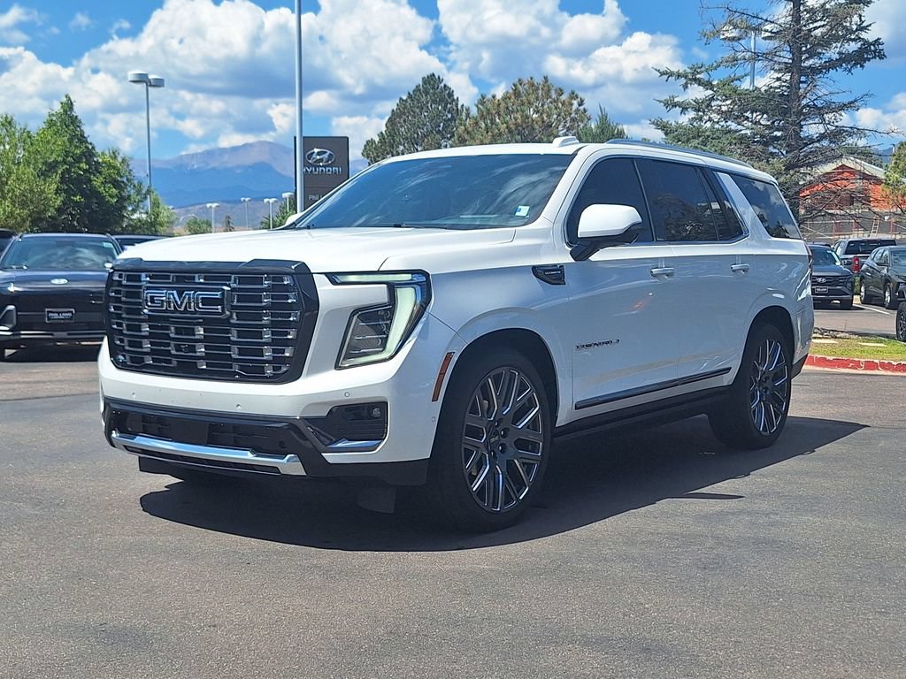 Used 2025 GMC Yukon Denali Ultimate AWD/4WD image 7