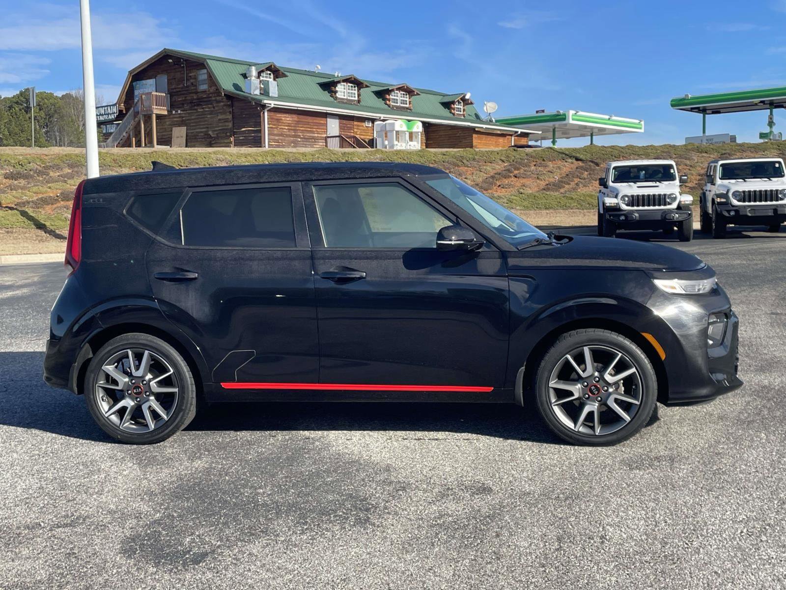 Used 2021 Kia Soul GT-Line video 2