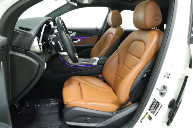 Used 2022 Mercedes-Benz GLC 300 4MATIC Coupe image 29