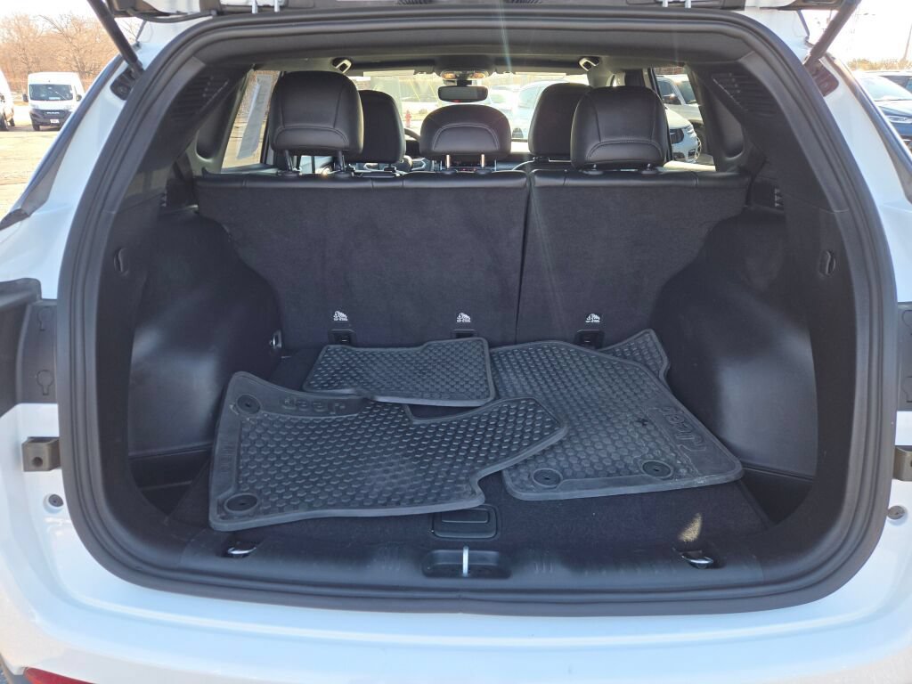 Certified 2025 Jeep Compass Trailhawk AWD/4WD image 20