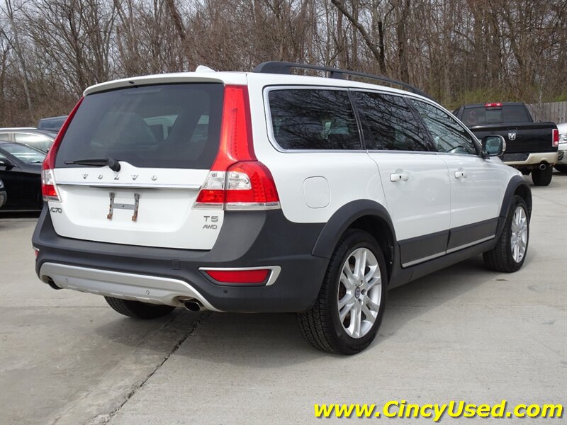 Used 2016 Volvo XC70 T5 Premier AWD/4WD image 7