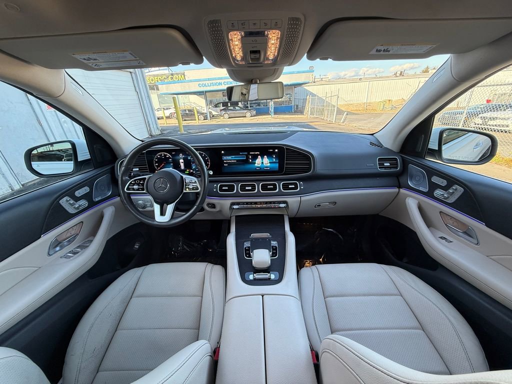 Used 2020 Mercedes-Benz GLS 450 4MATIC image 23
