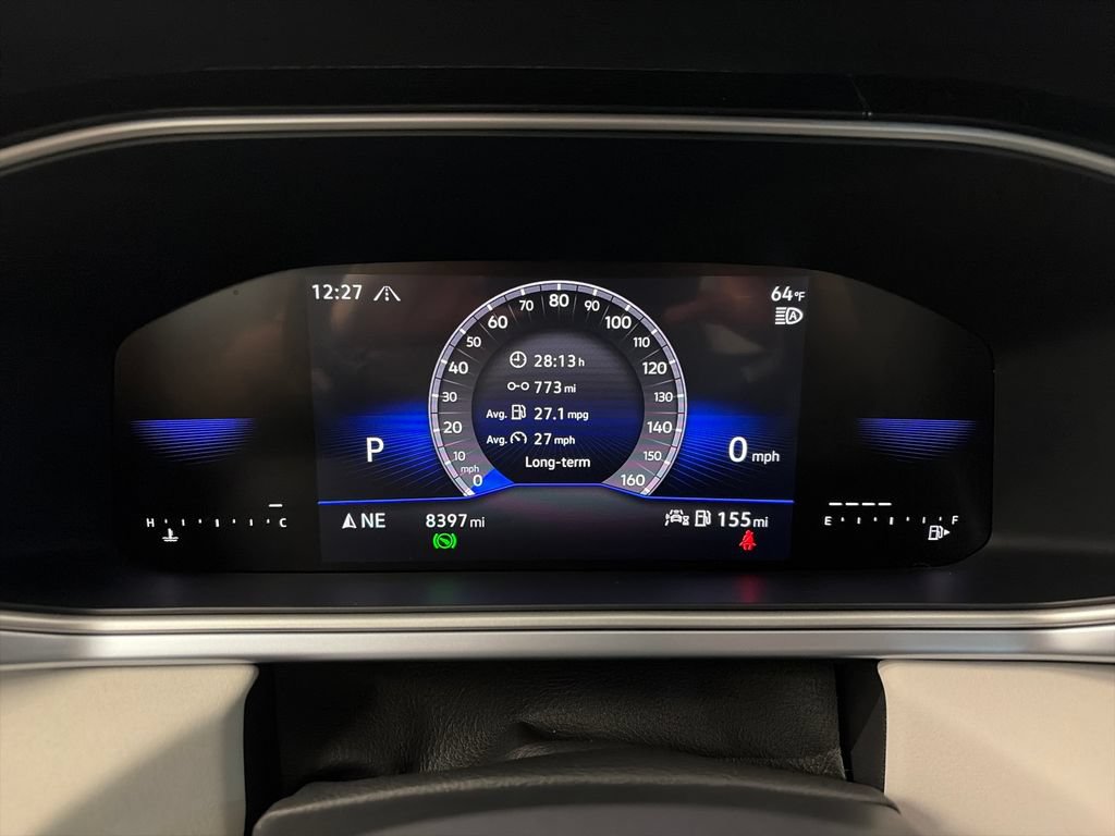Certified 2025 Volkswagen Taos SE w/ Panoramic Sunroof Package AWD/4WD image 15