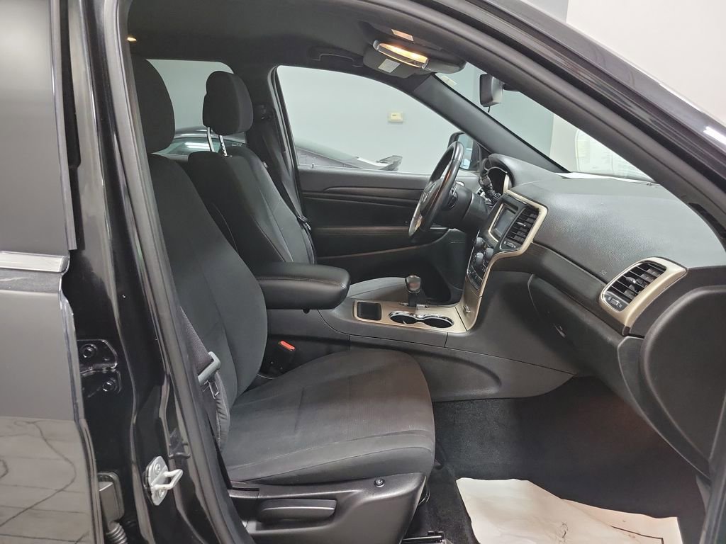 Used 2014 Jeep Grand Cherokee Laredo w/ Quick Order Package 23E image 24