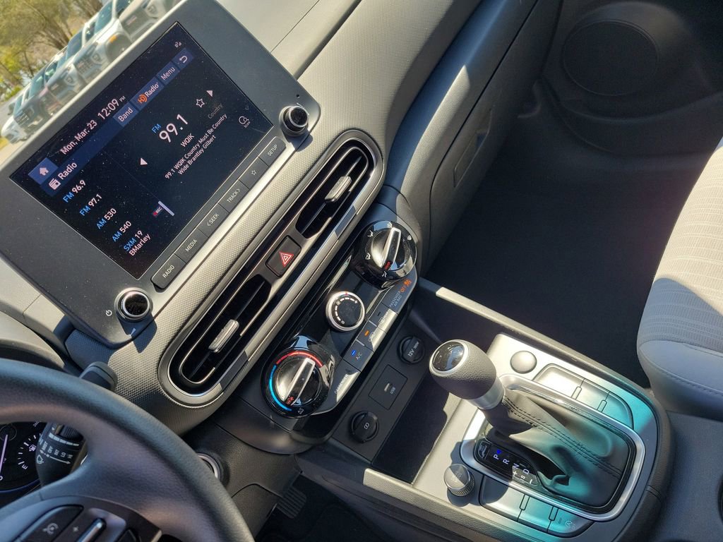 Certified 2023 Hyundai Kona SEL image 35