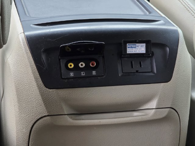 Used 2017 Toyota Sienna XLE Premium FWD image 20